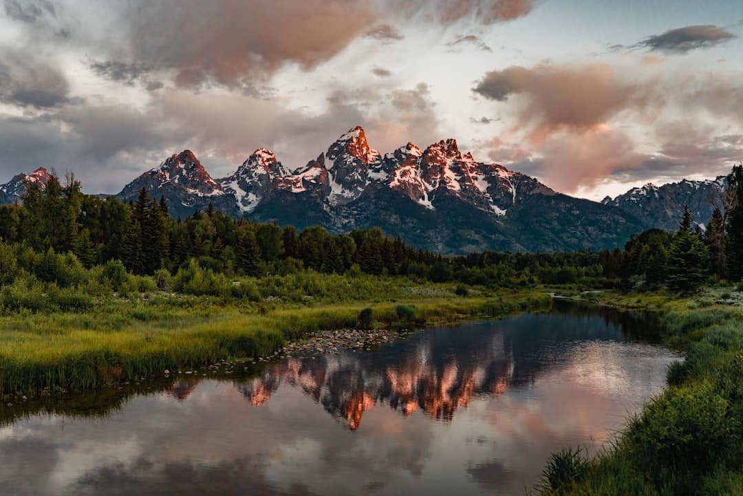 Free or Cheap Camping with Amenities in Wyoming