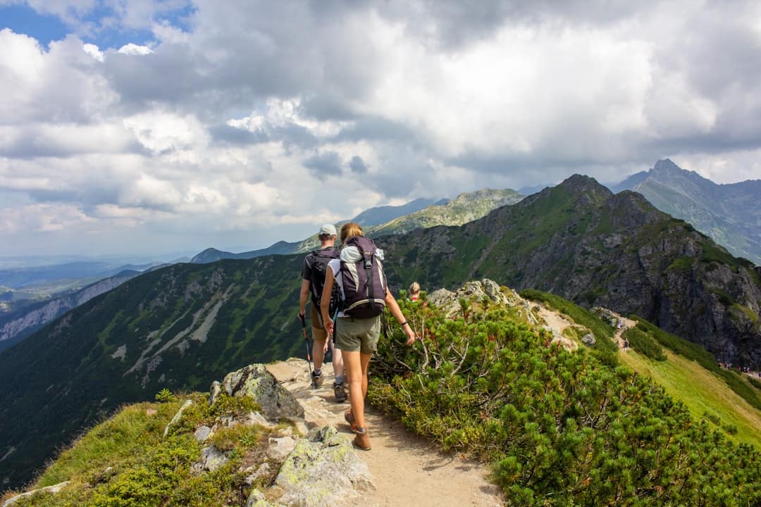 Best Arc’teryx Beta AR Alternatives Under $200 with Gore-Tex
