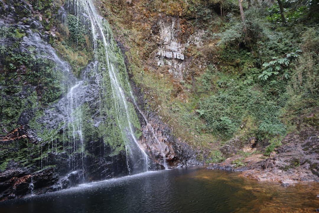 Chasing Waterfalls: America’s Best Payoff Hikes